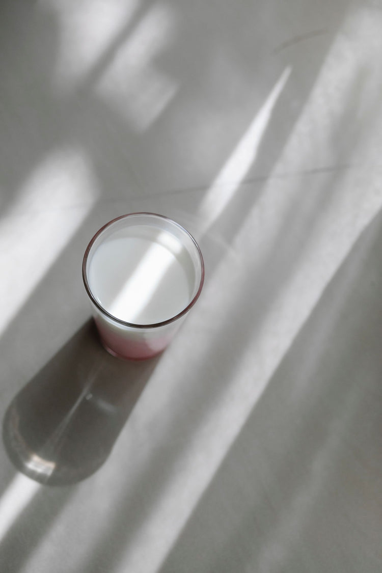 Batido de proteina whey en vaso
